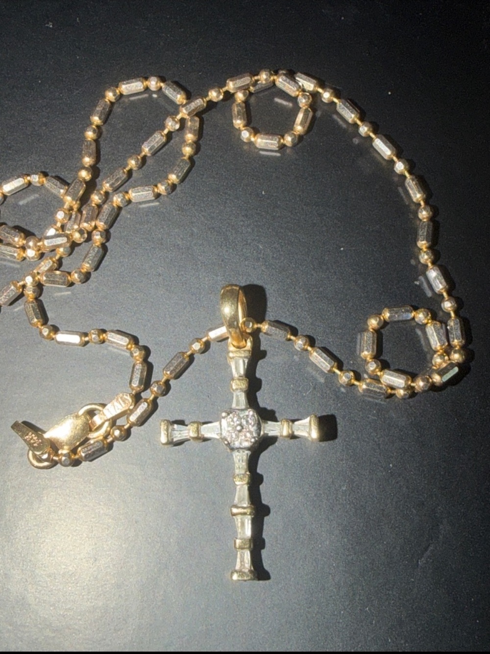 Solid 14kt Gold DiamondCross Pendant with Chain 7.3 grams total weight
